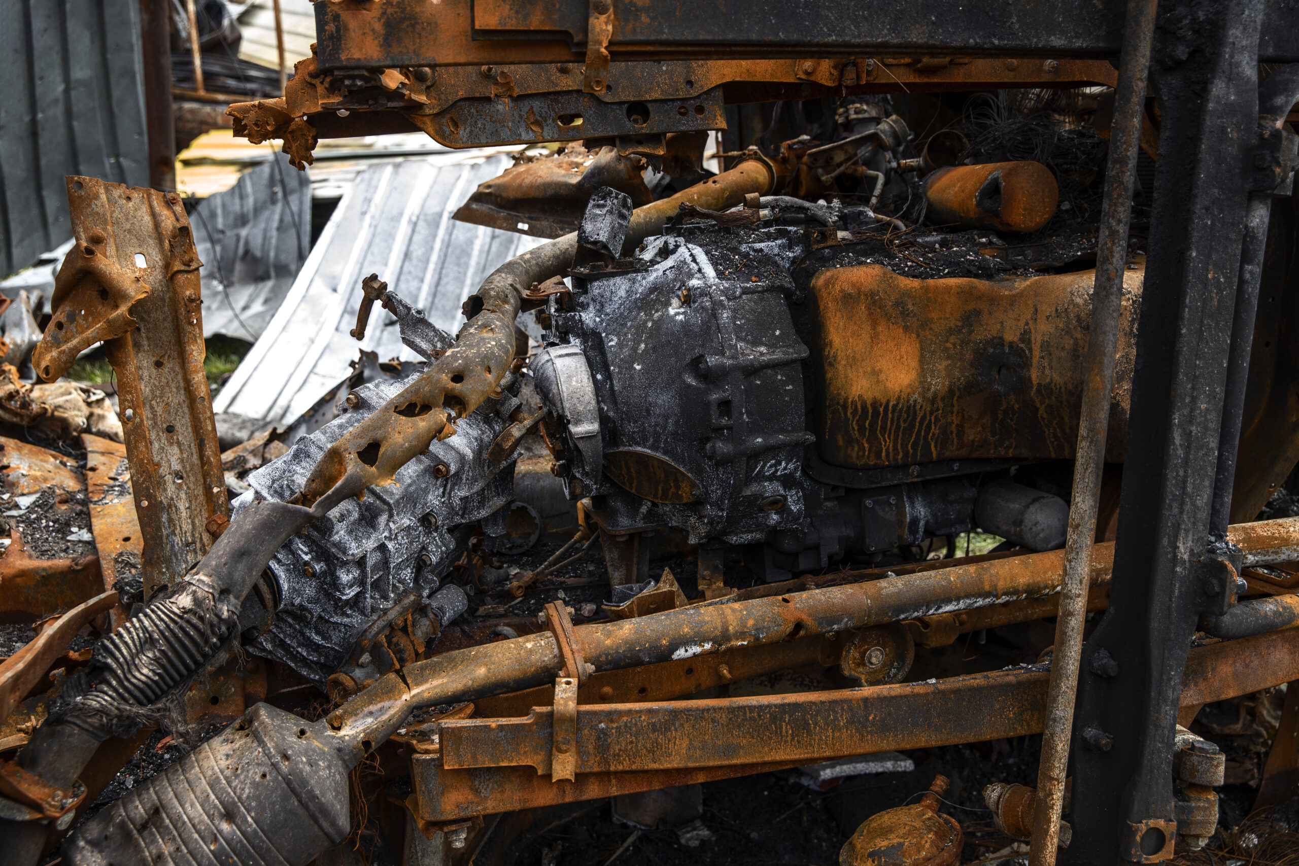 metal junk and scrap